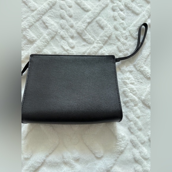 Kate Spade Morgan gusseted wristlet ￼ - Picture 3 of 5